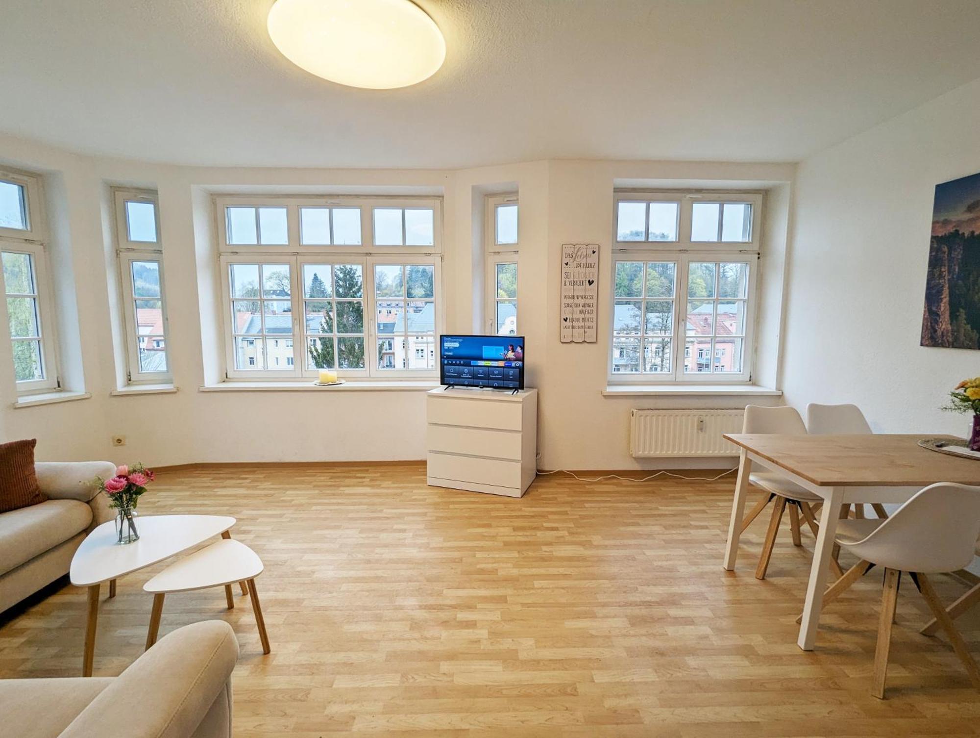 Hw3 - Urlaubsmagie - Helle, Grosse Wohnung Mit Pool เซบนิทซ์ ภายนอก รูปภาพ